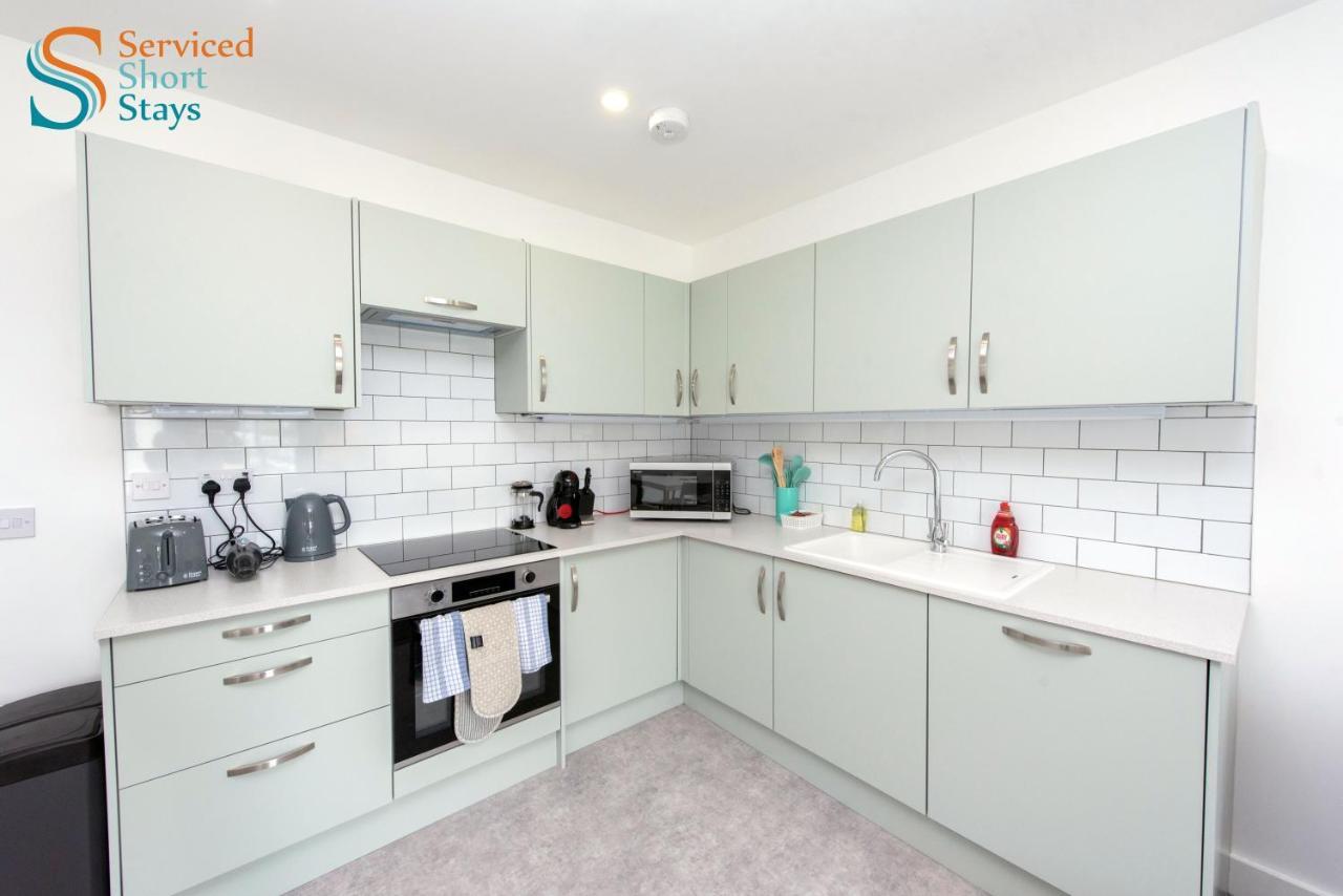 Bella, Two Bedroom Apartment Close To The Beach Margate Exterior photo