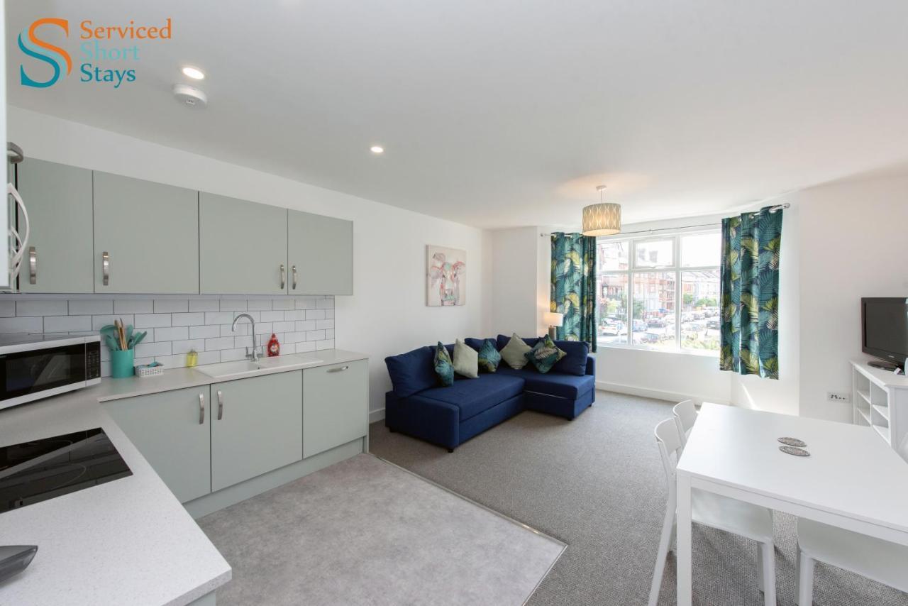 Bella, Two Bedroom Apartment Close To The Beach Margate Exterior photo